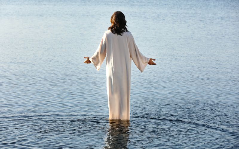 Jesus anda sobre as aguas reflexão